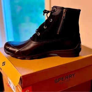 Brand new rainboots Sperry!